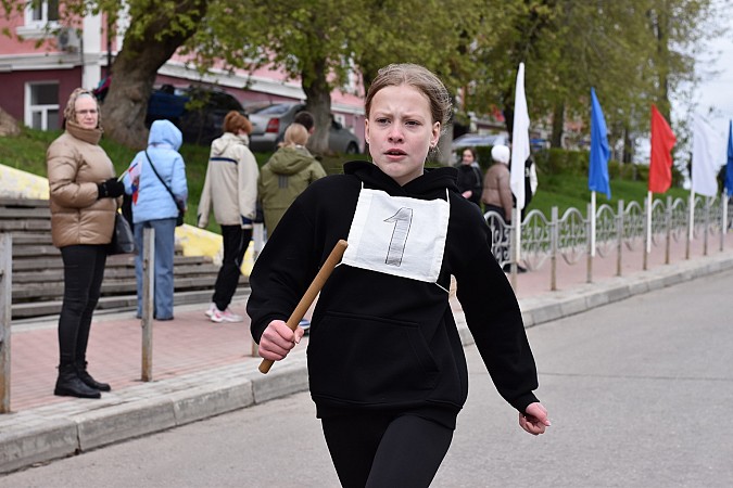 В Кинешме на старт легкоатлетической эстафеты вышли более 500 участников фото 20