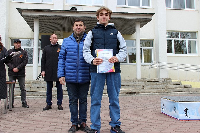 В Кинешме на старт легкоатлетической эстафеты вышли более 500 участников фото 57