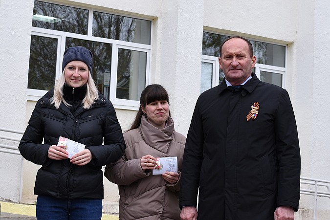 В Кинешме на старт легкоатлетической эстафеты вышли более 500 участников фото 7