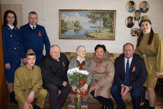 В Кинешме участников Великой Отечественной войны поздравили с 9 Мая фото 2