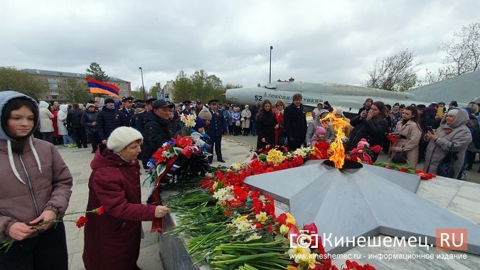Кинешемцы отметили День Победы фото 23