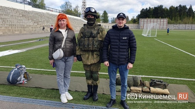 Герои СВО, силовики и  школьники: в Кинешме в седьмой раз пробежали марш-бросок фото 5