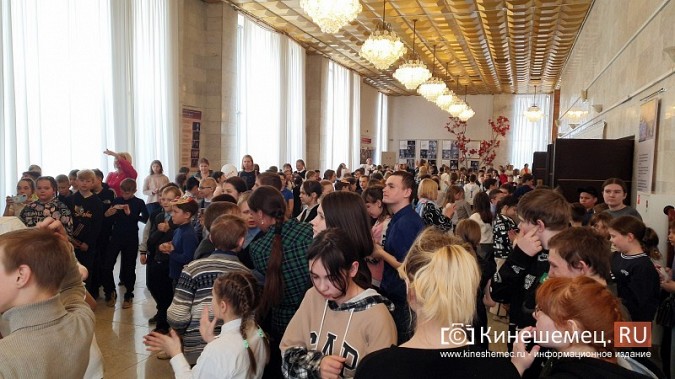 В Кинешме показом спектакля «Щелкунчик» стартовал фестиваль «Здравствуй, сказка!» фото 3