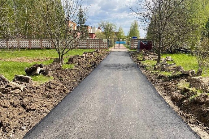 В Дьячеве впервые за 30 лет ремонтируют дорогу от остановки до школы фото 6