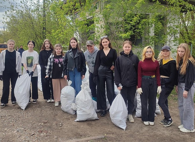 Активисты очистили от мусора берег реки Кинешемки фото 8