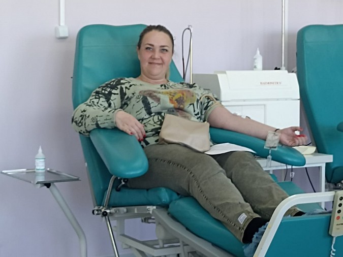 Сотрудники исправительной колонии №4 сдали кровь фото 3