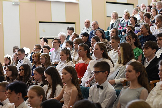 65 учеников ДШИ получили свидетельства об окончании музыкальной школы фото 2