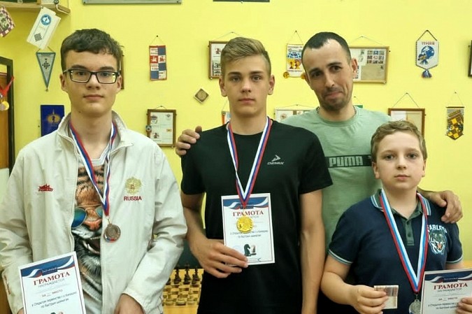 Определились победители открытого Первенства Кинешмы по быстрым шахматам фото 2