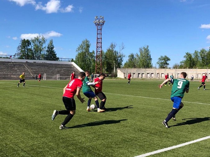 «Волжанин» разгромил «КБ Иваново» в стартовой игре чемпионата области по футболу фото 2