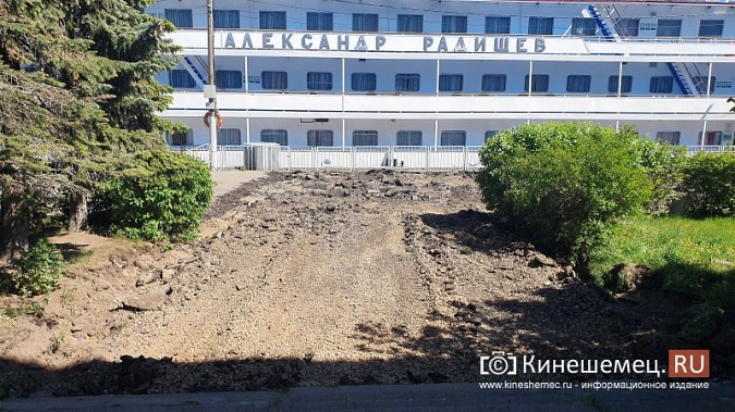 В Кинешме началось благоустройство территории у главного причала фото 5