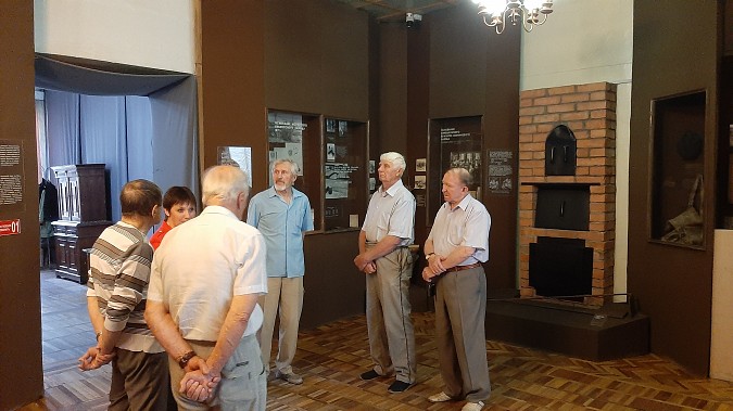 Ветераны Кинешмы посетили Заволжский городской художественно-краеведческий музей фото 6