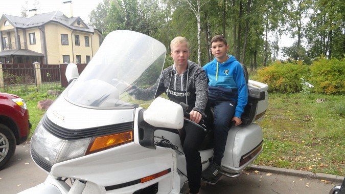 Воспитанники Кинешемского детского дома встретились с байкерами фото 5