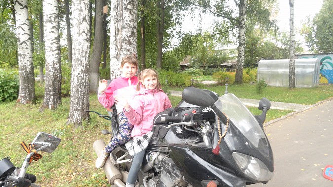 Воспитанники Кинешемского детского дома встретились с байкерами фото 3