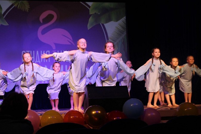 Танцевальная студия «Фламинго» выступила с дебютным отчетным концертом фото 5