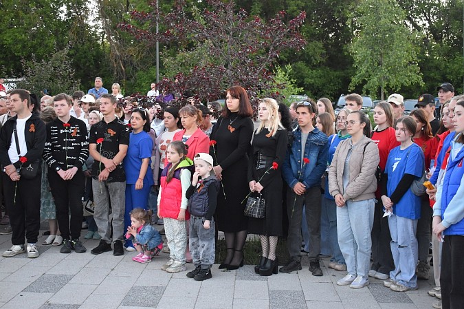 В Кинешме зажгли свечи в память о погибших в годы Великой Отечественной войны фото 19