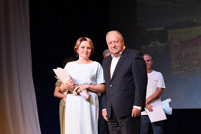 В канун Дня города в Кинешме чествовали передовиков фото 61