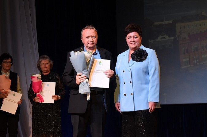 В канун Дня города в Кинешме чествовали передовиков фото 40