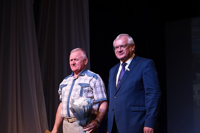 В канун Дня города в Кинешме чествовали передовиков фото 10