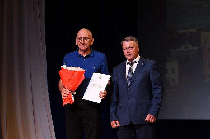 В канун Дня города в Кинешме чествовали передовиков фото 37