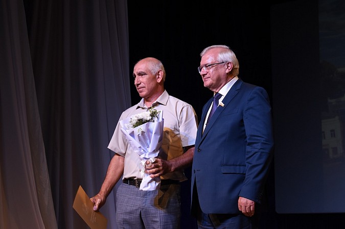 В канун Дня города в Кинешме чествовали передовиков фото 11