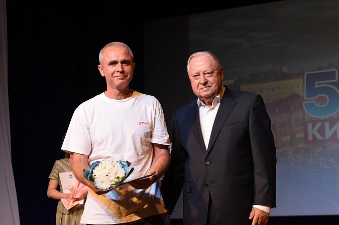 В канун Дня города в Кинешме чествовали передовиков фото 35