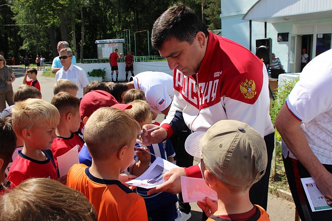 В Кинешме состоялся турнир по футболу, посвященный памяти Евгения Шувалова фото 9