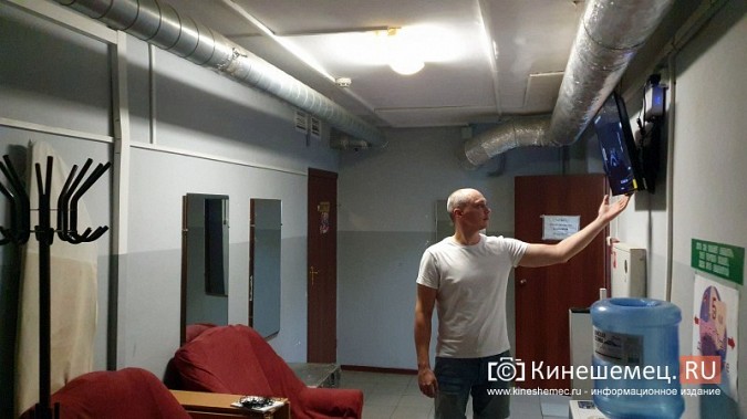 Занавес из испанского бархата и новое оборудование: Кинешемский театр готовится к сезону фото 12