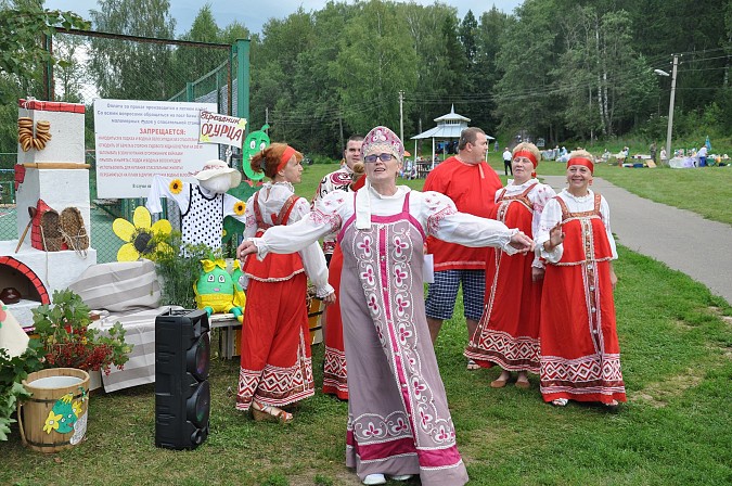 Более 1000 человек посетили День огурца в Станко фото 3