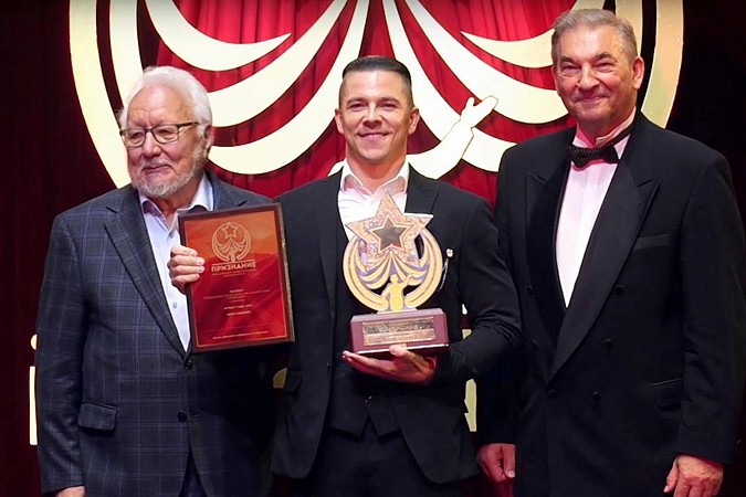 Илья Калинин из Наволок стал победителем Международной профессиональной цирковой премии фото 2