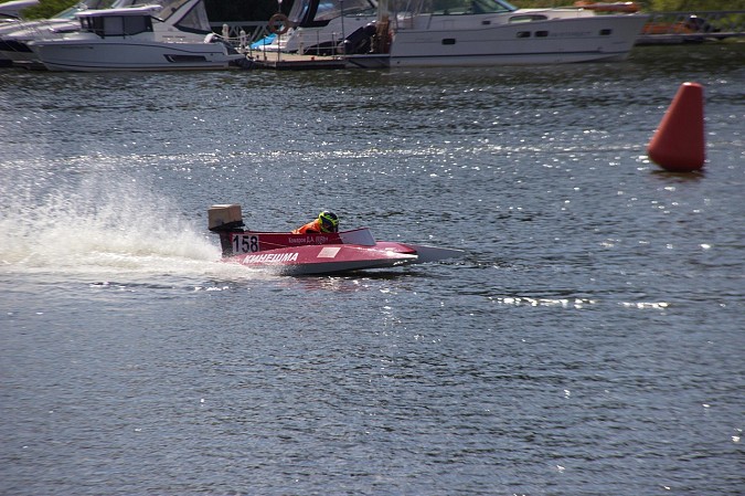 Кинешемец Денис Комаров – серебряный призёр Чемпионата России по водно-моторному спорту фото 4