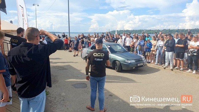 160 децибел и выше: в Кинешме прошел этап чемпионата области по автозвуку и тюнингу фото 4