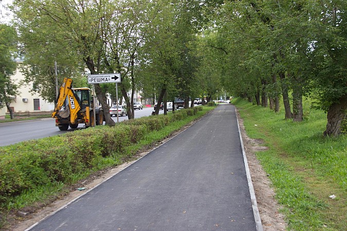 На ул.Островского у ж/д вокзала ремонтируют тротуары фото 2