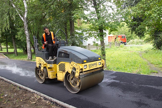 На ул.Островского у ж/д вокзала ремонтируют тротуары фото 4
