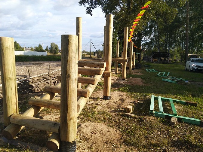 На «Рубеже маршала А.М.Василевского» устанавливают новые элементы полосы препятствий фото 6