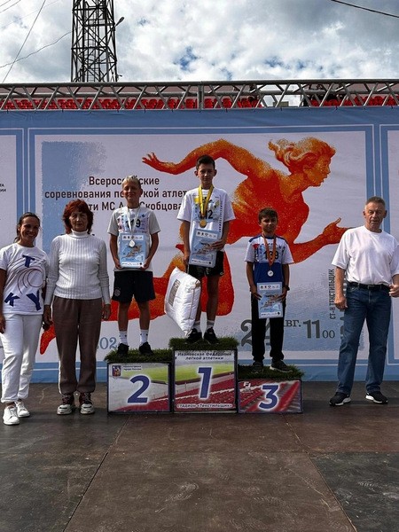 Легкоатлеты Кинешмы завоевали награды Всероссийских соревнований фото 3