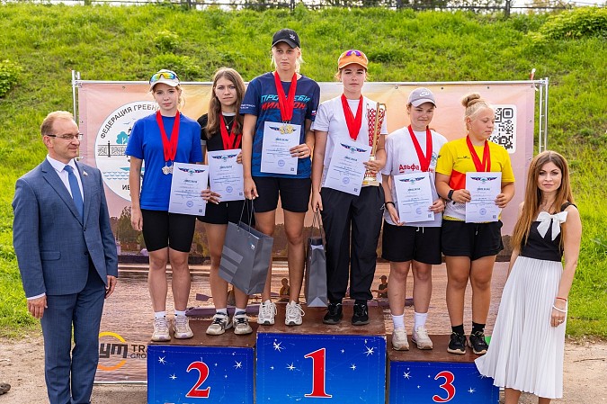 Названы победители соревнований по гребному спорту «Кинешемская регата» фото 9