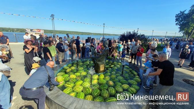 Сотни кинешемцев и гостей города посетили фестиваль «Кинешма купеческая» фото 13