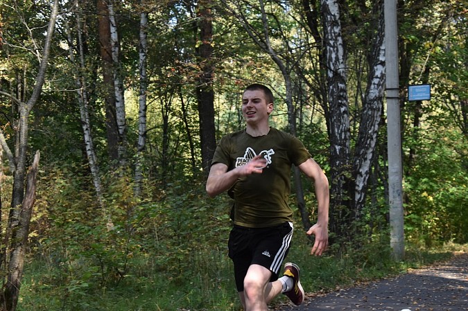 Старшеклассники и студенты колледжей выполнили нормативы ГТО фото 5