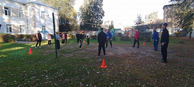 В Кинешемском детском доме прошли соревнования по теннису и пионерболу фото 2