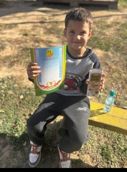 На детской площадке ТОС «Можайского» состоялся турнир по настольному теннису фото 8