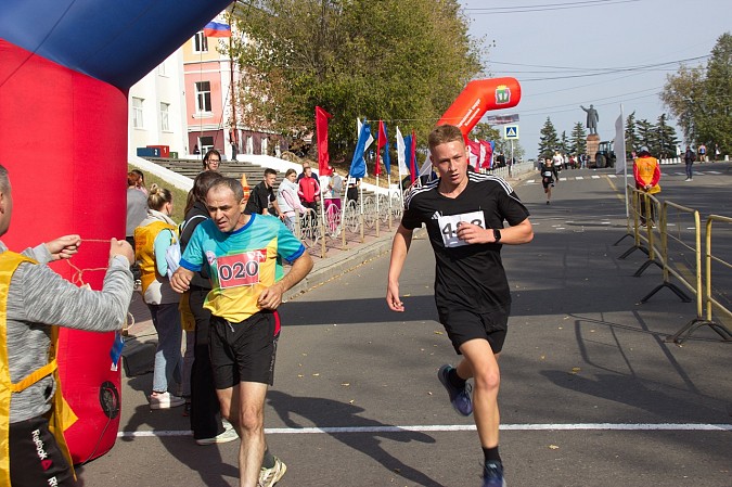 Более 500 человек приняли участие в пробеге памяти маршала А.М.Василевского фото 31