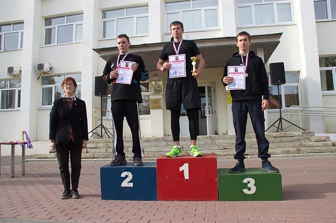 Более 500 человек приняли участие в пробеге памяти маршала А.М.Василевского фото 14