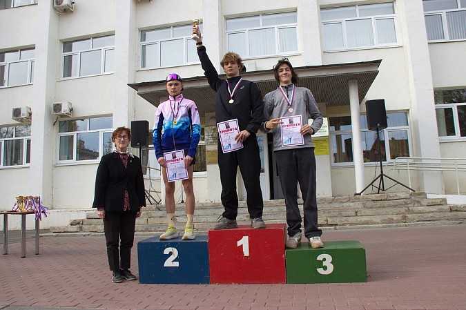 Более 500 человек приняли участие в пробеге памяти маршала А.М.Василевского фото 9