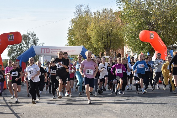 Более 500 человек приняли участие в пробеге памяти маршала А.М.Василевского фото 7