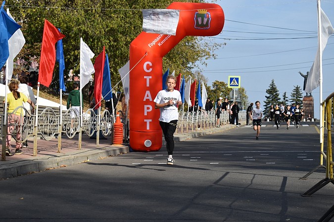 Более 500 человек приняли участие в пробеге памяти маршала А.М.Василевского фото 29