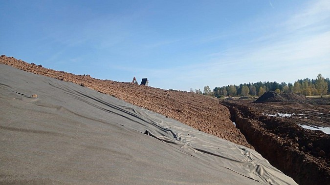 Под Наволоками продолжаются работы по рекультивации свалки фото 4