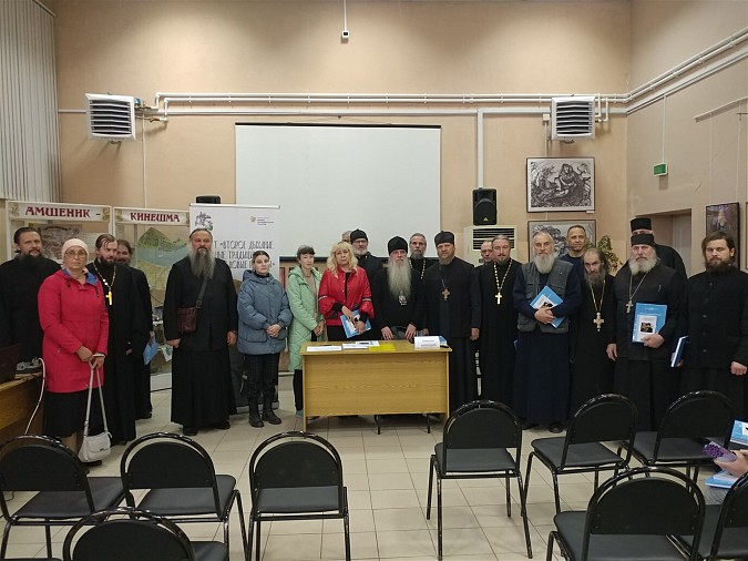 В Кинешме состоялась встреча с епископом Мефодием по проблемам алкоголизма и наркомании фото 4