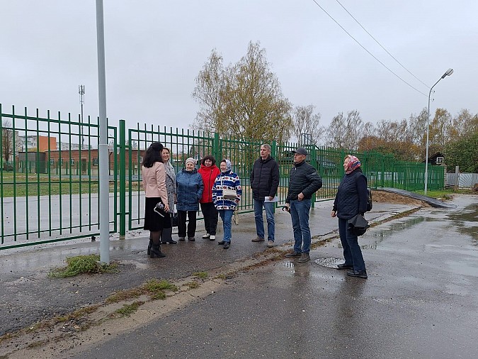 В Наволоках завершился первый этап благоустройства городского стадиона фото 5