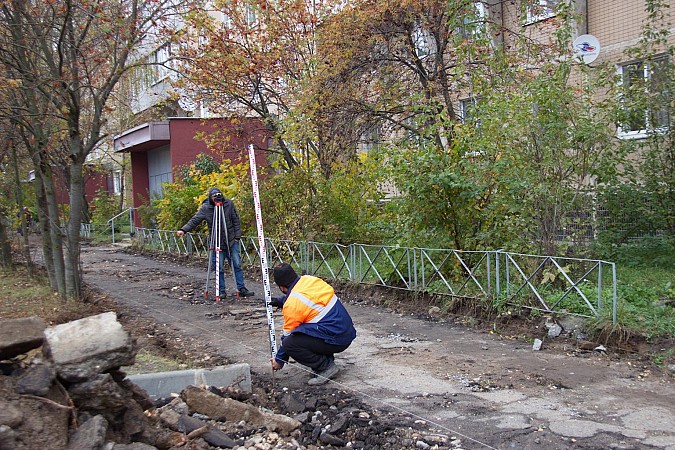 На улице Щорса началось устройство тротуара фото 5