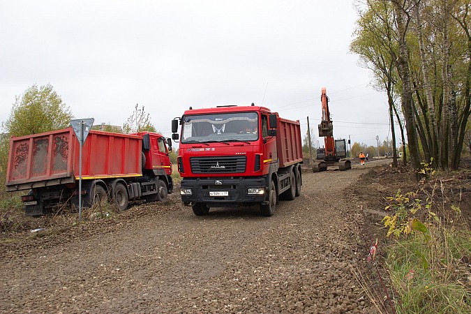 На улице Менделеева продолжается ремонт дороги фото 5